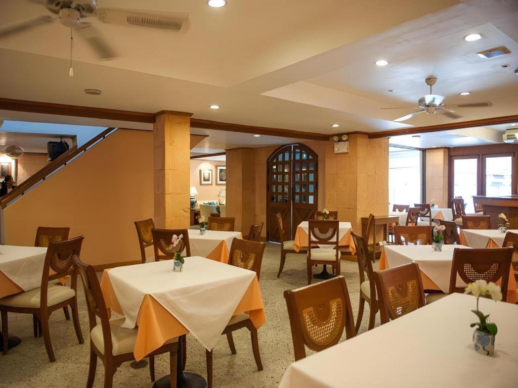 Lido Beach Hotel Pattaya Exterior photo